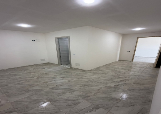 Bureau hall + 5 au lac 3 kram