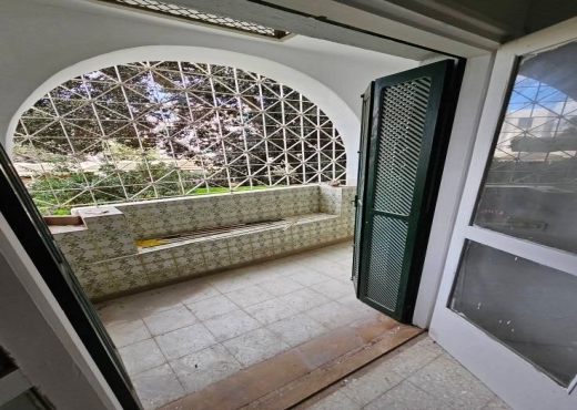 📍 RIADH EL ANDALOUS : APPARTEMENT S+4 AU REZ-DE-C