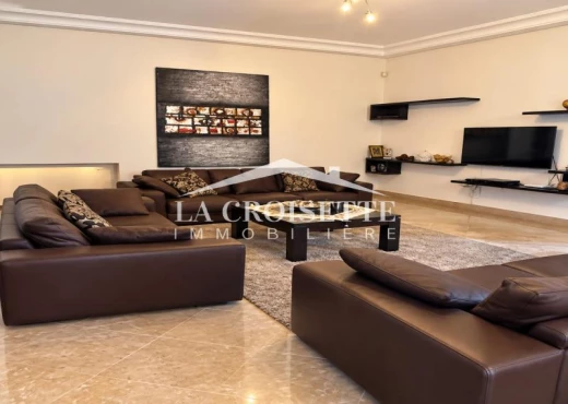 villa à À Louer à TUNIS - Triplex S+5 à La Marsa