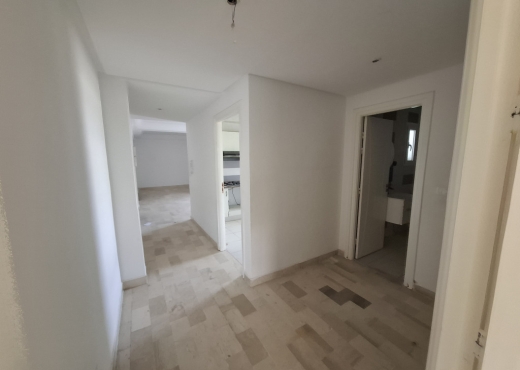 À vendre : Appartement S+3 spacieu