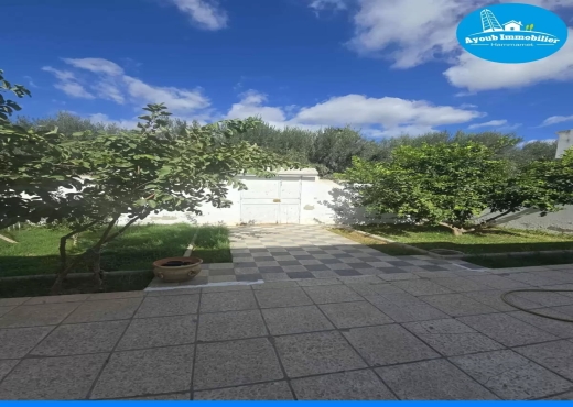 maison à louer à l'année