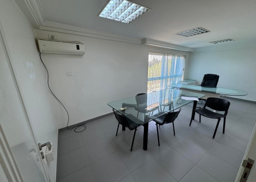 📍 ENNASR 2  : BUREAU H+3 À LOUER