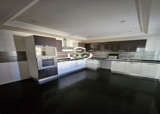 A Vendre S+4 Jardins de Carthage