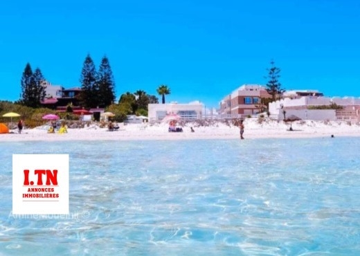 TERRAIN R+4 BORD DE MER