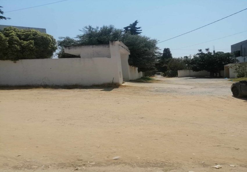 terrain à À Vendre à NABEUL - Terrain affaire 226m2 Bir-Bouregba