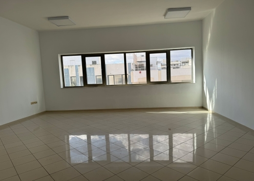 Joli bureau 145 m² à Montplaisir