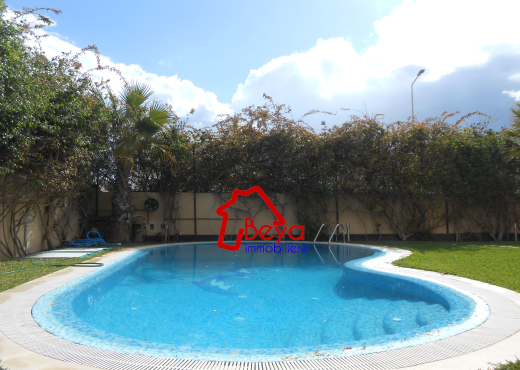 UNE VILLA AVEC PISCINE