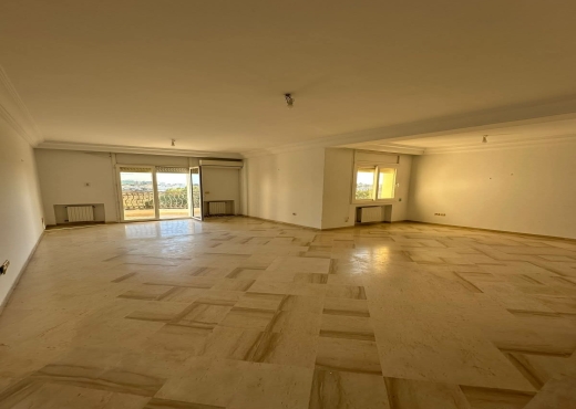 A Vendre Appart S+3 La Soukra