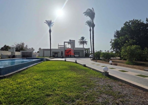 Villa haut de gamme à vendre à Dje