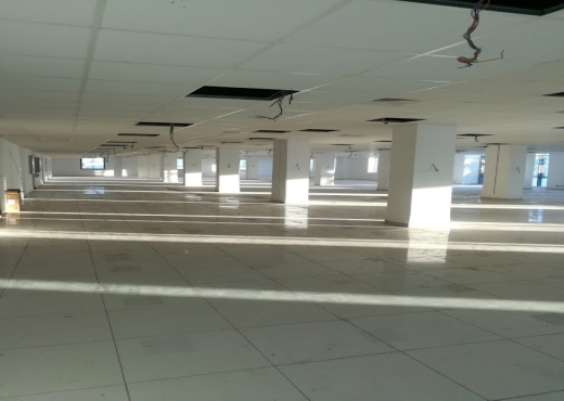 Open space 1300 m² à Charguia 2