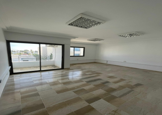 3 Etages bureautiques à louer