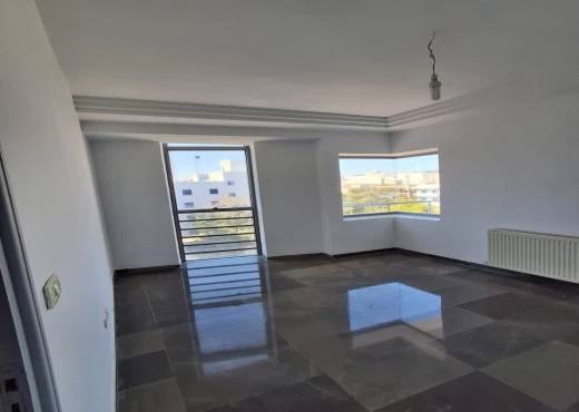 bureau à À Louer à TUNIS - Bureau s+3 à louer à cité jardins