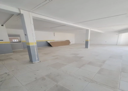 Appartement à À Vendre à BIZERTE - À VENDRE – Espace ouvert au 1er étage