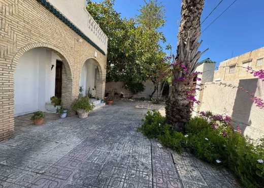 📍FRANCE VILLE OMRANE  : VILLA À V