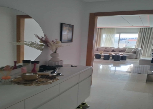 Grand  S+2  Neuf   Grande terrasse Marsa Bhar Lazr