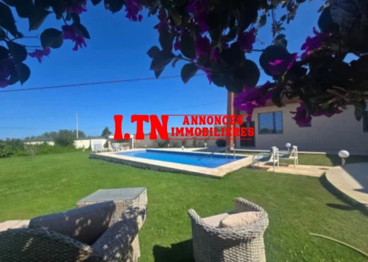 villa à À Louer à SOUSSE - A Louer Villa S+3 Chatte Mariem