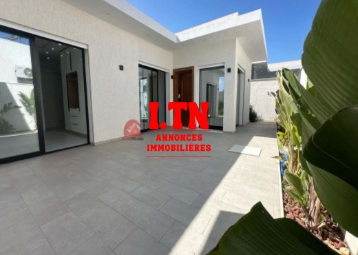 VILLA S2 À MIDOUN DJERBA-RÉF V706