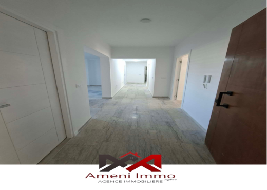 A vendre Appart s3 à EL Mourouj 4