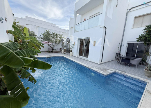 Location Villa Lyly S+3