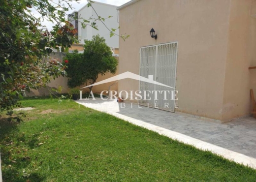 Villa plain-pied S+4 à La Soukra