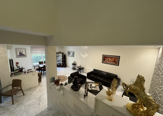 A Vendre Triplex à La Soukra