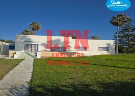 Villa AV