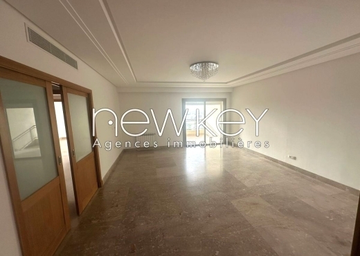 APPARTEMENT S+3 JARDINS CARTHAGE
