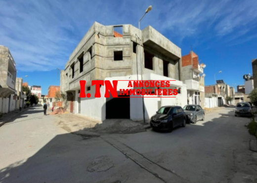 Villa d’angle à Fouchana 340m² bât