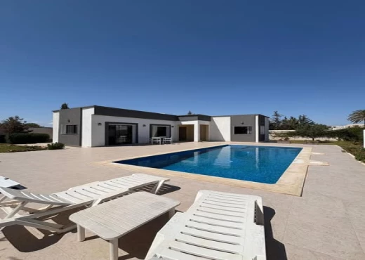villa à À Louer à MEDENINE - 𝑽𝒊𝒍𝒍𝒂 𝒑𝒍𝒂𝒊𝒏-𝒑𝒊𝒆𝒅