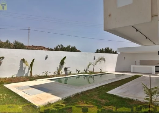 villa à À Vendre à NABEUL - À Vendre – Villa Haut Standing à Hammamet Sud