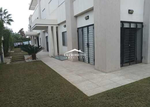 Villa S+4 à La Soukra  ZVL1611