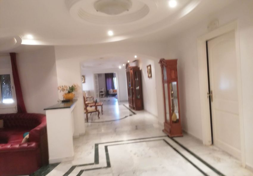 villa S+6 Route de Gammarth  standing Moderne
