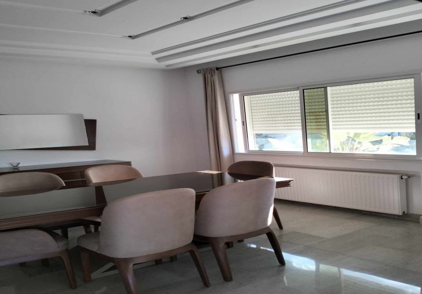 villa  LA Marsa 2 niveaux separer