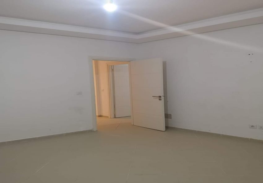 A Louer un appartement haut standing S+2 jamais habité situé à Mourouj 6