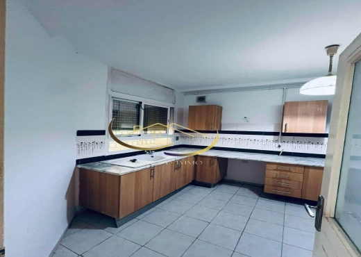 A louer un duplex S+2 au Jardin Laouina