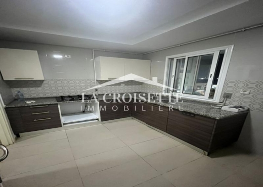 s2 à La Nouvelle Soukra ZAL1963