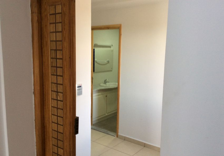 villa À Vendre à NABEUL - Villa Haut standing à Kelibia secteur (Ain Grenz), construction 2018, quatre étages séparés - Immobiliere.tn - Photo 17