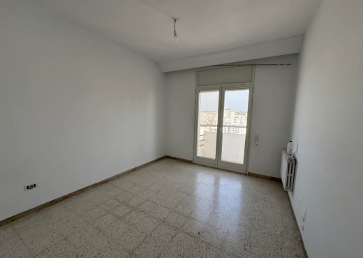 📍ENNASR 2 : APPARTEMENT S+2 A VEN