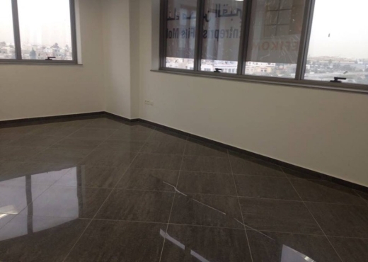 Bureau hall plus4 au centre urbain