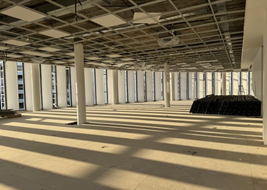 Super bureau 1350 m² à Notre Dame