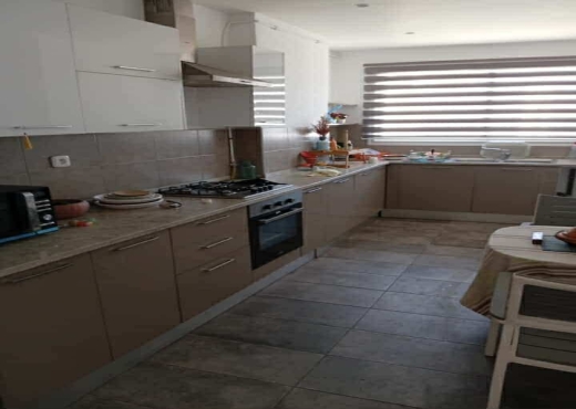 Etage de villa s+2  à Alain savary