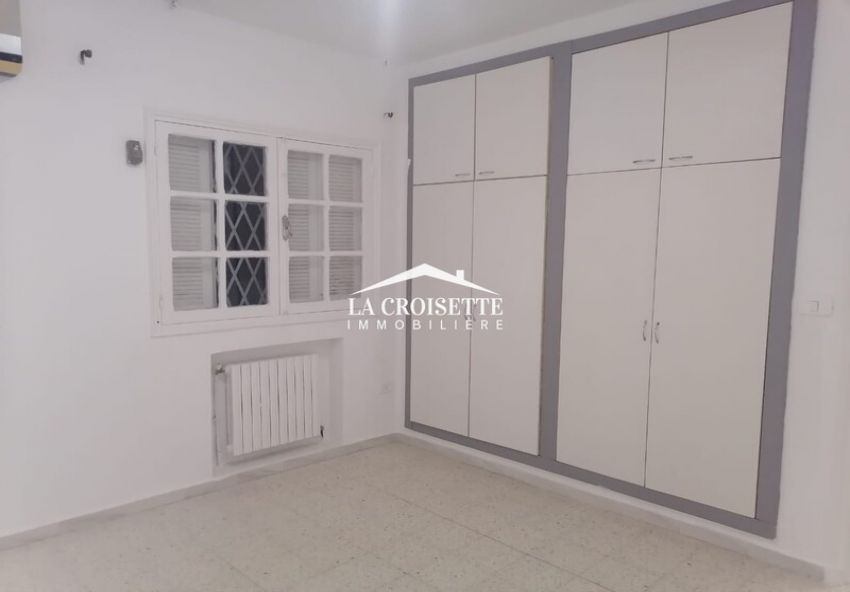 Rez-de-chaussée de villa S+3 à La Marsa ZRCL0280