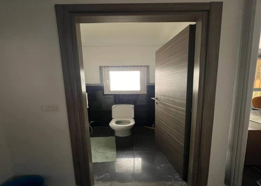 Appartement À Louer à ARIANA - 📍ENNASR 2 : BUREAU H+1  A LOUER - Immobiliere.tn - Photo 4