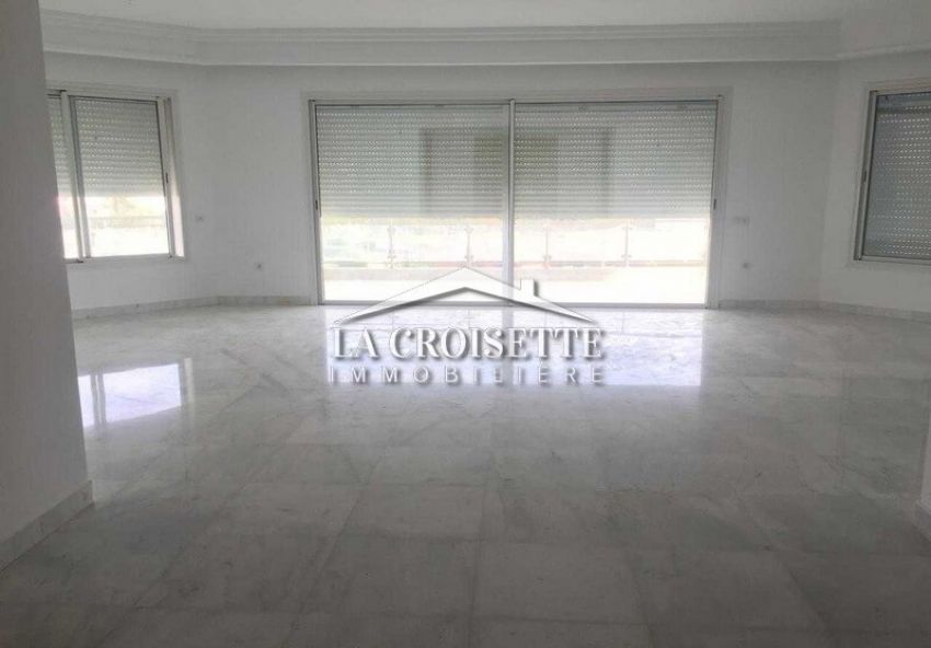 Appartement S+4 avec chambre de service aux Berges du Lac 2 MAL0135