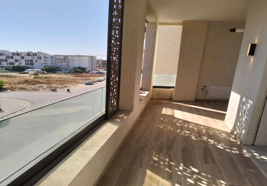 Des beau S3   AIN ZAGHOUAN NORD UN STANDING MODERNE