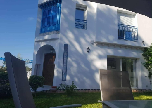 Coquette villa à Gammart supérieur