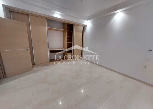 Appartement S+3 à La Soukra MAL386