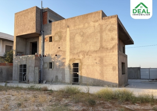 Villa style américain inachevée