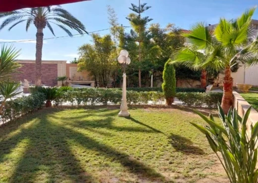 maison À Vendre à SOUSSE - Villa Prestigieuse à khazema - Immobiliere.tn