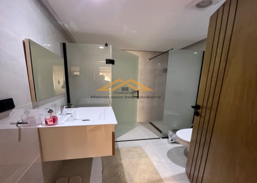 للبيع – شقة S+1 مفروشة فاخرة بمساح